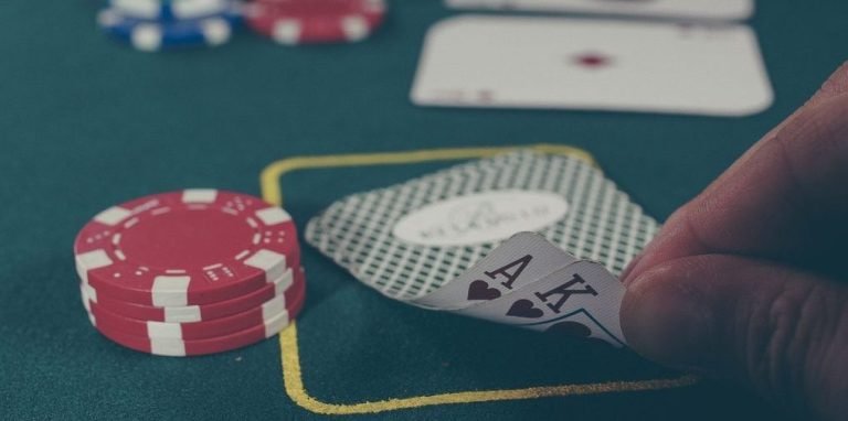 Meja AduQ langsung di situstoto login dengan dealer profesional